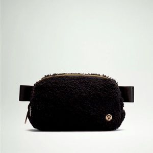 Lululemon Black and Gold Fleece Everywhere Belt Bag 1L